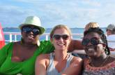 Novas amigas no ferry entre Dockyards e Hamilton, em Bermuda